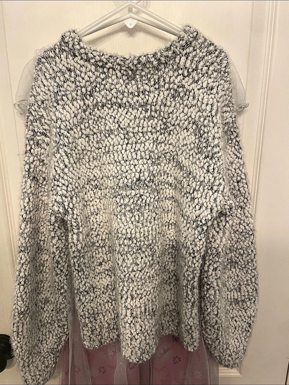 Cat & Jack Cozy Knit Sweater Size Medium (7/8) Gray & White